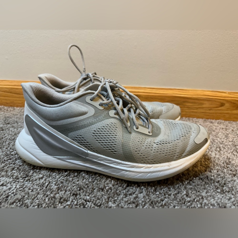 Lululemon Women’s BlissFeel Run - silver and grey size 10.5